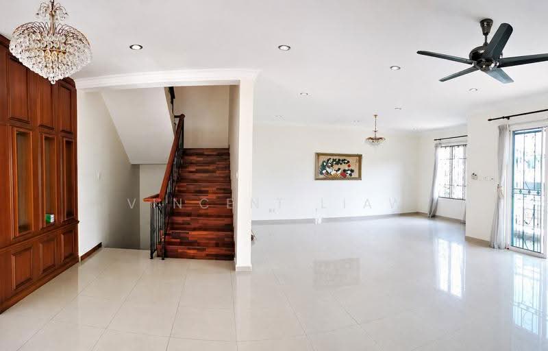 Rumah Berkembar untuk Dijual di Seksyen 9 (Kota Damansara) - Vincent Liaw - Living Room - PropertyGuru.com.my