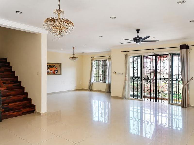 Rumah Berkembar untuk Dijual di Seksyen 9 (Kota Damansara) - Vincent Liaw - Living Room - PropertyGuru.com.my