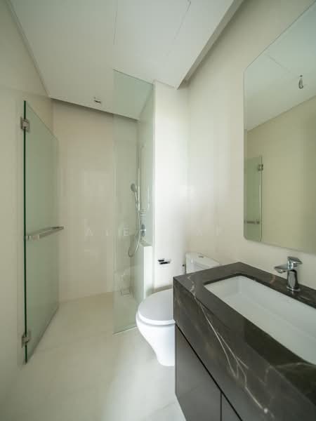 Servis Apartment untuk Disewa di Pavilion Damansara Heights - Alex Yap - Bathroom - PropertyGuru.com.my