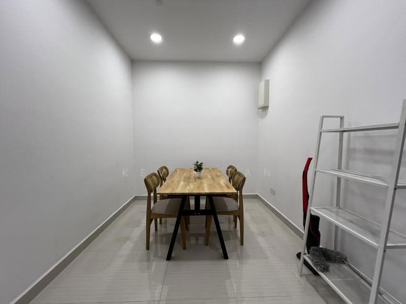 Service Residence for Rent at Hampton Height Damansara - Kevin Tan - Dining Room - PropertyGuru.com.my