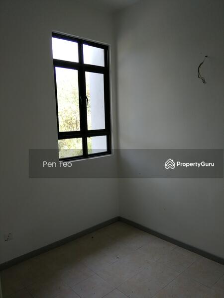 3-storey Terraced House for Sale in Teluk Kumbar (Teluk Kumbar) - Pen Teo - PropertyGuru.com.my