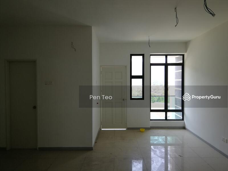 3-storey Terraced House for Sale in Teluk Kumbar (Teluk Kumbar) - Pen Teo - PropertyGuru.com.my