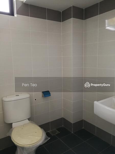 3-storey Terraced House for Sale in Teluk Kumbar (Teluk Kumbar) - Pen Teo - PropertyGuru.com.my