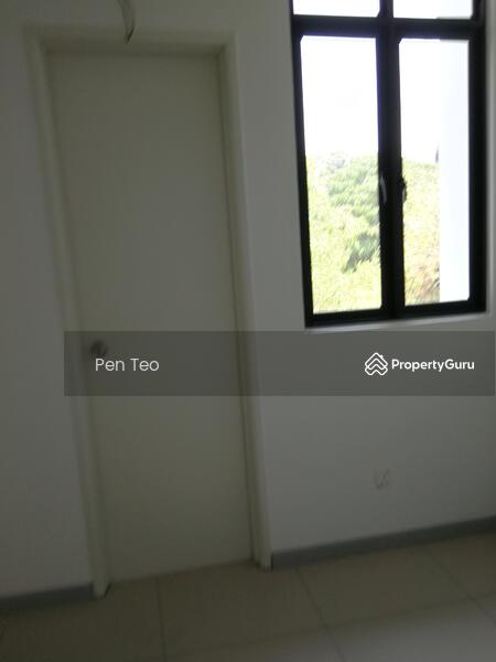 3-storey Terraced House for Sale in Teluk Kumbar (Teluk Kumbar) - Pen Teo - PropertyGuru.com.my