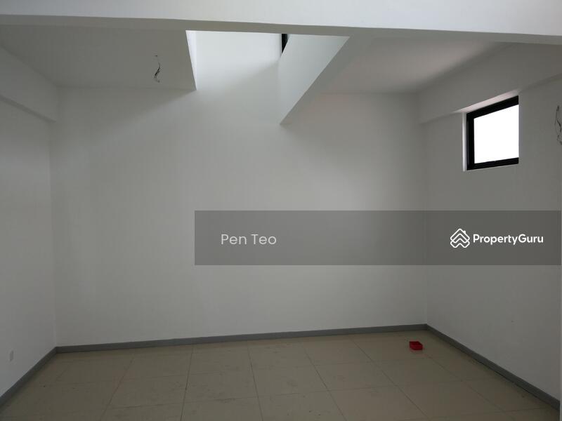 3-storey Terraced House for Sale in Teluk Kumbar (Teluk Kumbar) - Pen Teo - PropertyGuru.com.my