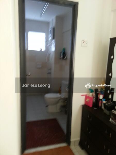 Nusa Mewah bathroom