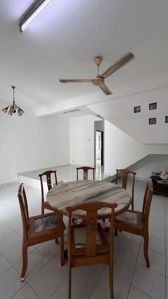 2-storey Terraced House for Sale in Bandar Tasik Selatan (Kuala Lumpur) - Bobby Lee - Living Room - PropertyGuru.com.my