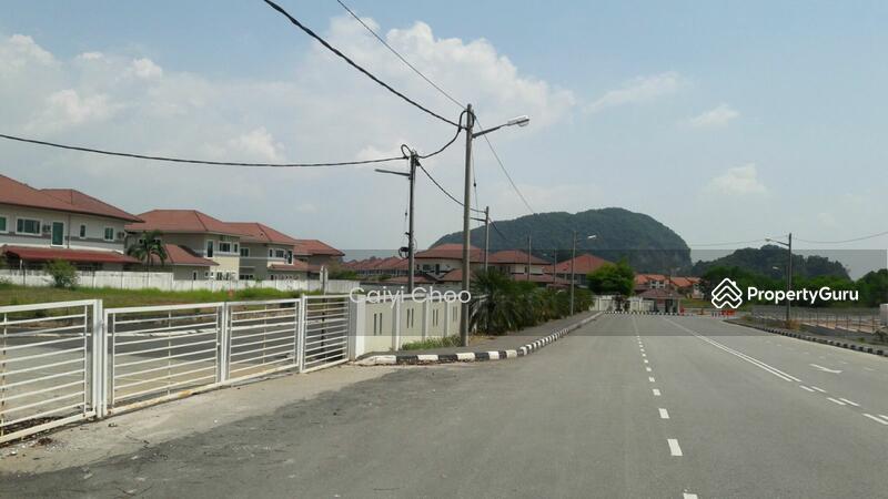 Untuk Dijual - Freehold Bungalow lot at Pulai Height .Simpang Pulai