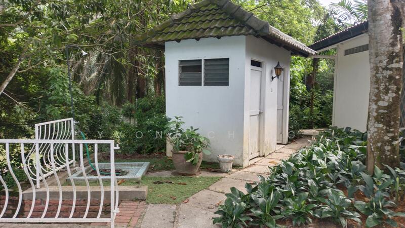 Untuk Disewa - Single storey Bungalow @ bukit tunku kenny hill