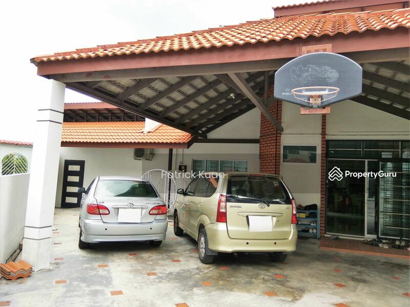 Front main entrance