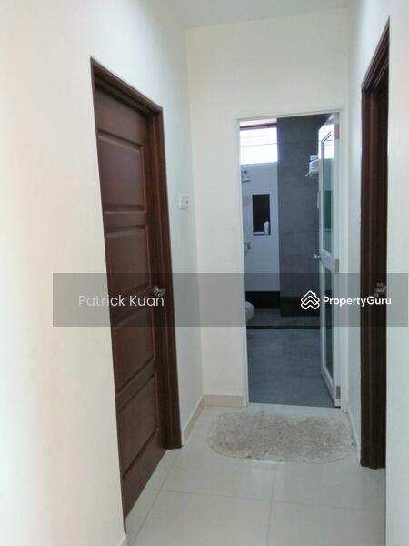 Third floor passageway