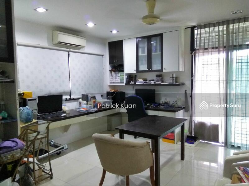 Master Studyroom at ground floor