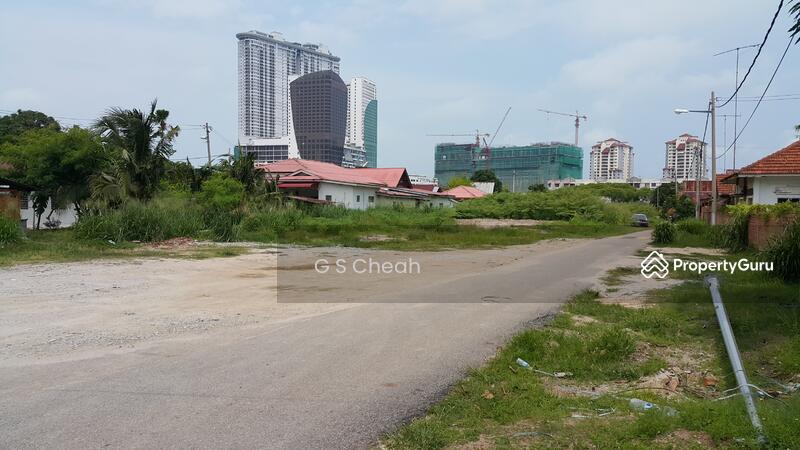 Good Potential for Appreciation. Approval to Build 372-Room Hotel.