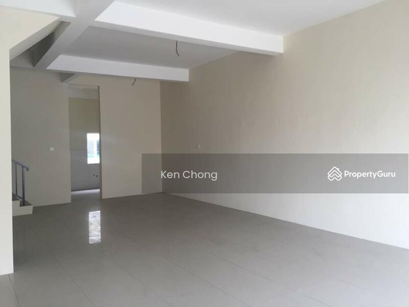 For Sale - Rawang Tin 3sty Terrace House [3033sf] Below Market near KTM