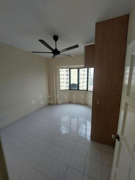 Kondominium untuk Dijual di Duta Ria - Bhavesh Ramniklal - Bedroom - PropertyGuru.com.my