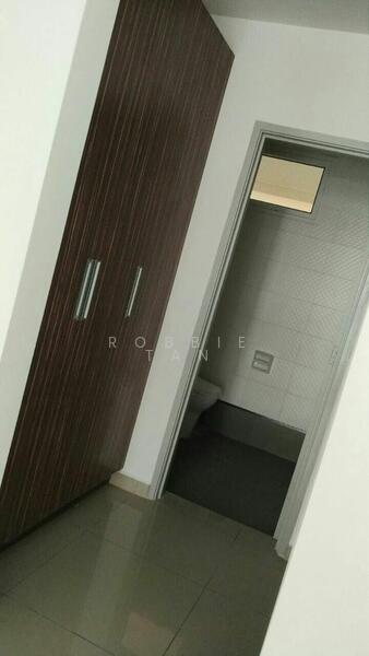 Untuk Dijual - Seasons Amara Larkin