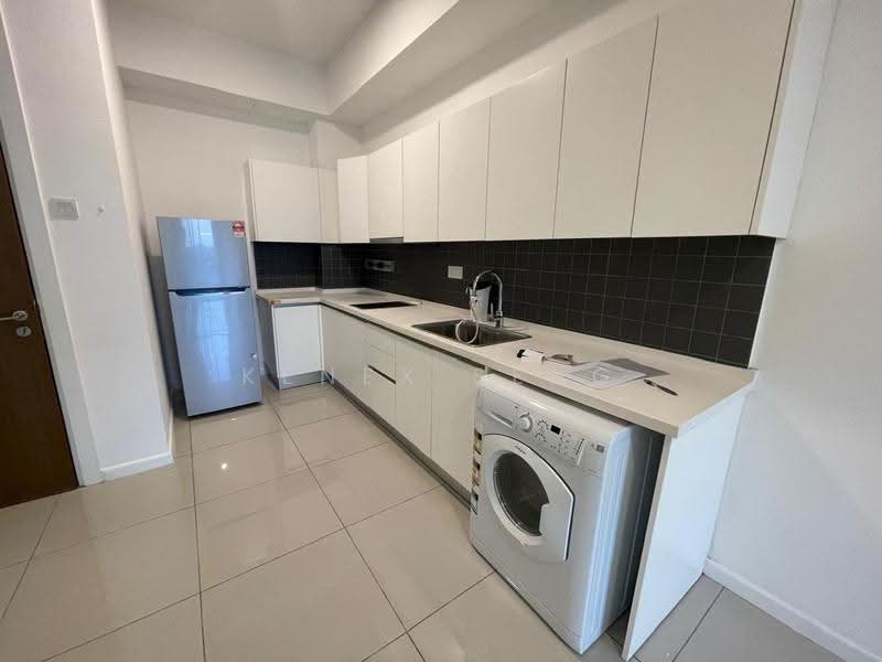 Kondominium untuk Disewa di Urbana Residences - Kenex Seng - Kitchen - PropertyGuru.com.my