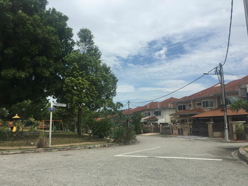 For Rent - Seri Utama, Seksyen 5, Kota Damansara