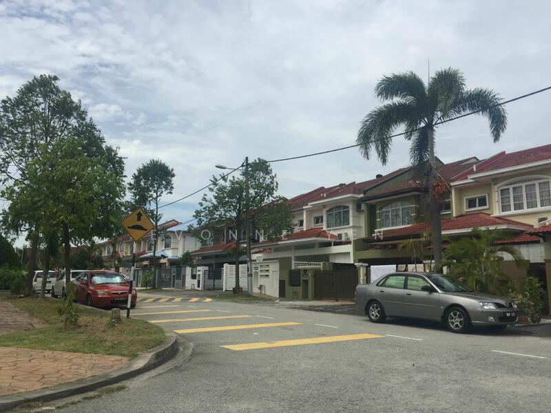 For Rent - Seri Utama, Seksyen 5, Kota Damansara