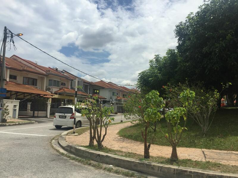 For Rent - Seri Utama, Seksyen 5, Kota Damansara