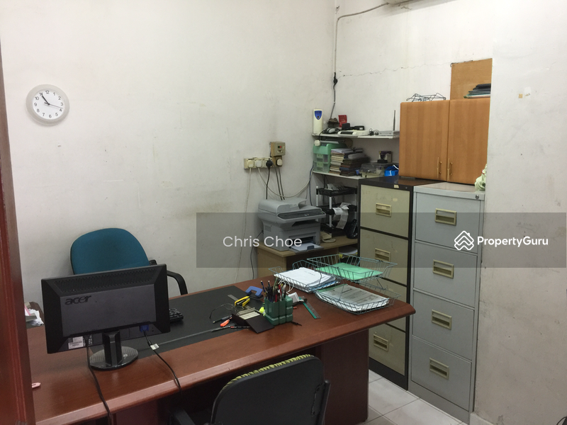 For Sale - End Lot Damansara Utama, Jalan ss21