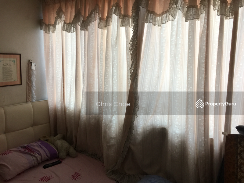 For Sale - End Lot Damansara Utama, Jalan ss21