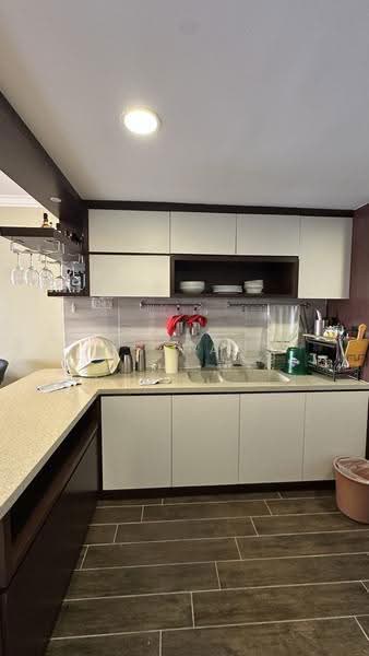 Kondominium untuk Disewa di Ocean Palms Condominium - NS Han - Kitchen - PropertyGuru.com.my
