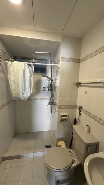 Kondominium untuk Disewa di Ocean Palms Condominium - NS Han - Bathroom - PropertyGuru.com.my