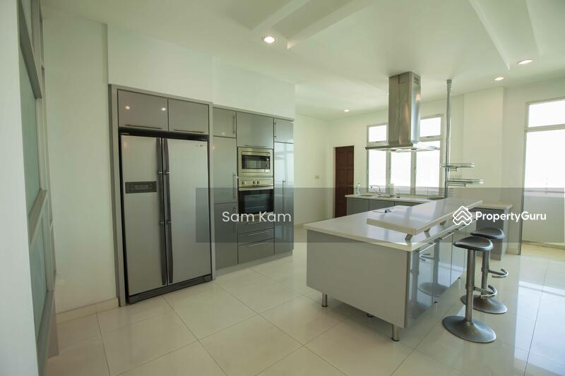 Untuk Dijual - Gurney Palace