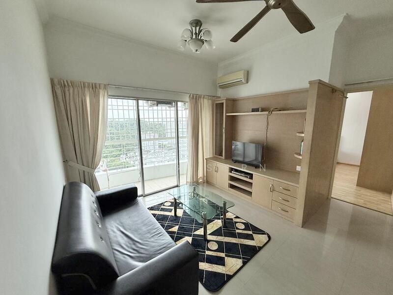 For Rent - University Place (Plaza Ivory)