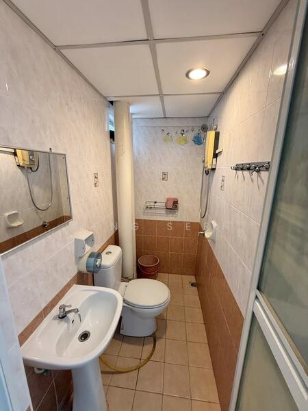 For Rent - University Place (Plaza Ivory)