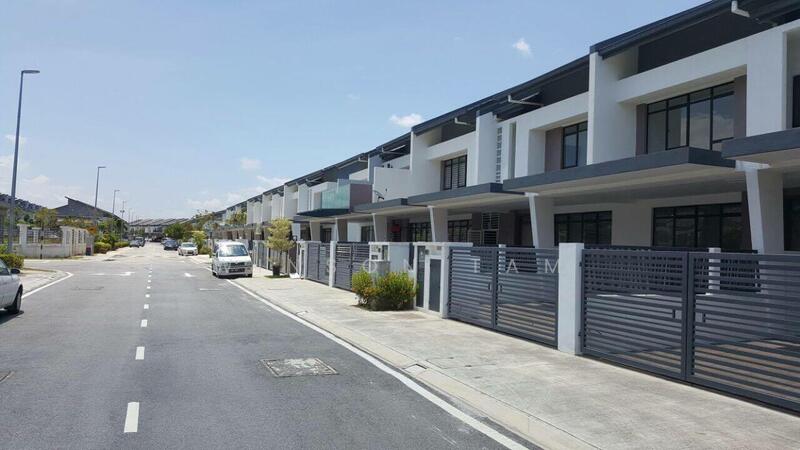 2-storey Terraced House for Sale in Rawang (Selangor) - Winson Tam - PropertyGuru.com.my