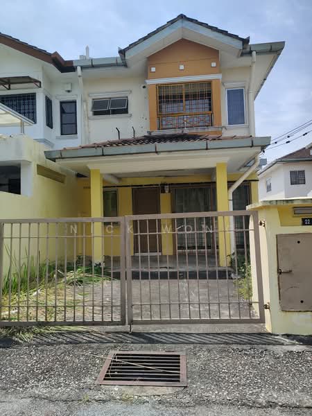 2-storey Terraced House for Rent in Bandar Putra Permai (Seri Kembangan) - Nick Wong - Exterior - PropertyGuru.com.my