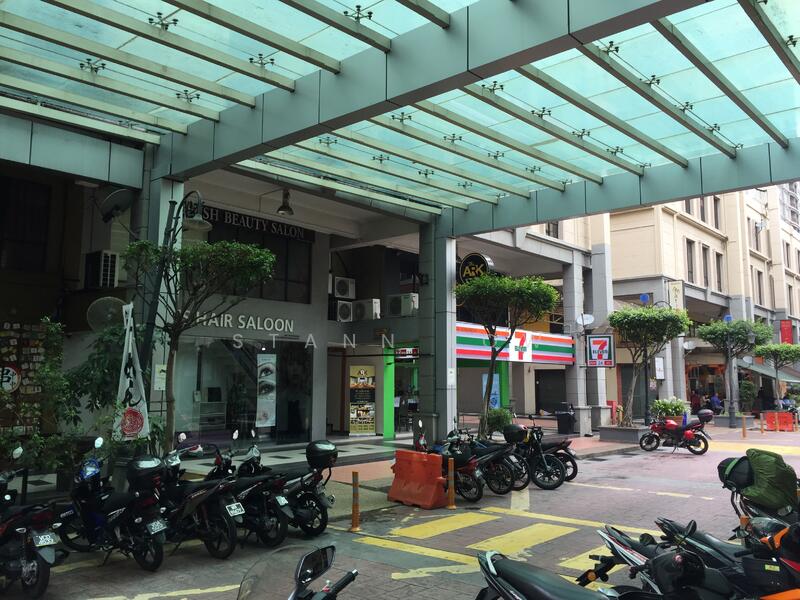 Untuk Dijual - Plaza Damas