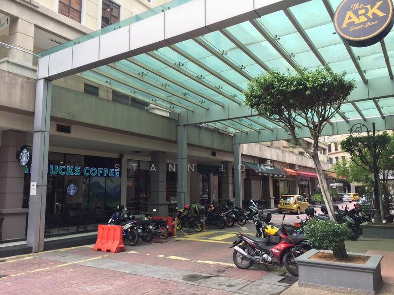 Untuk Dijual - Plaza Damas