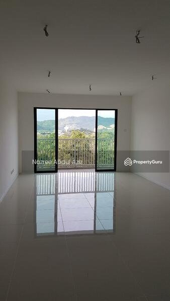 For Sale - Vista Mahogany
