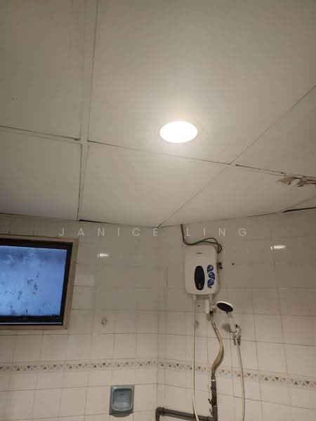 Apartment for Rent at The Vistana - Janice Ling - Bathroom - PropertyGuru.com.my