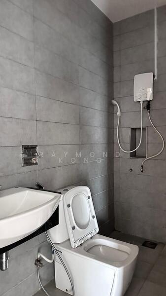 For Rent - Paragon Suites @ CIQ