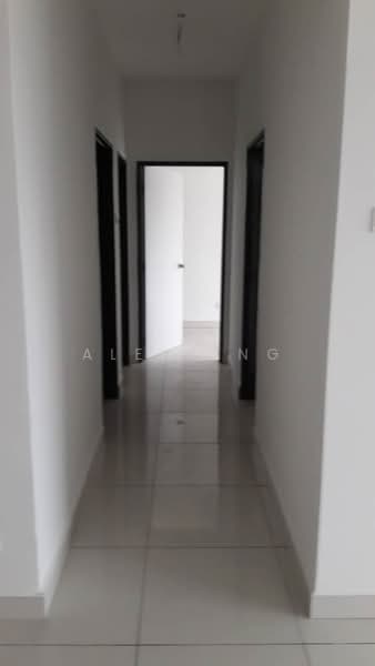 Servis Apartment untuk Disewa di Spring Avenue (Kuchai Damai) - Alex Ang - Corridor - PropertyGuru.com.my