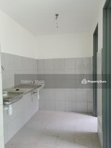 Kedai / Pejabat untuk Dijual di Lukut (Port Dickson) - Danny Shoa - PropertyGuru.com.my