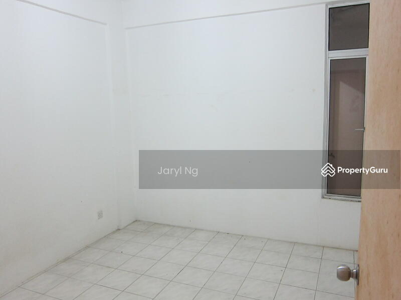 Pangsapuri Laksamana Jalan Laksamana, Kampung Laksamana, Batu Caves