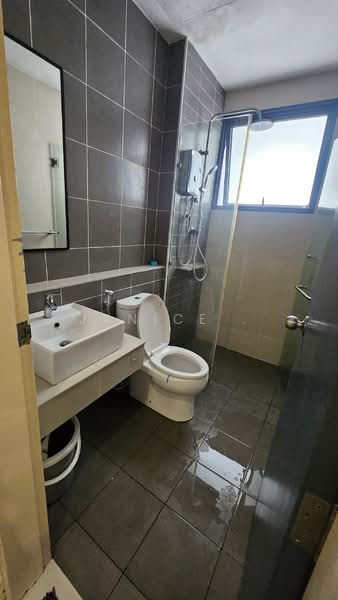 Service Residence for Rent at Cube @ One South - Janice . - Bathroom - PropertyGuru.com.my