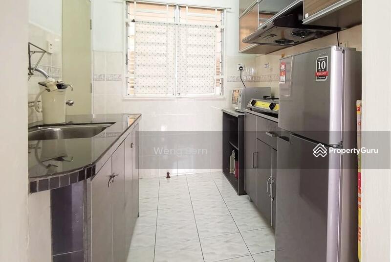 For Rent - Taman Kristal