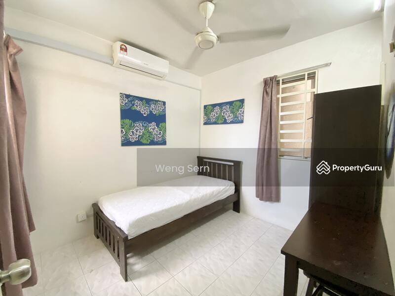 For Rent - Taman Kristal