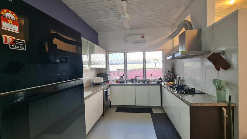 Bungalow House untuk Dijual di Ukay Heights (Ampang) - Kristing . - PropertyGuru.com.my
