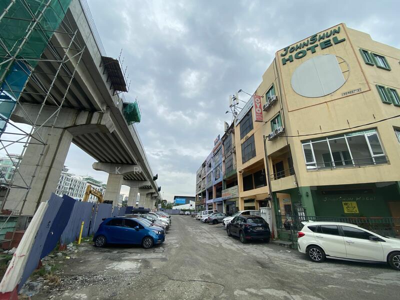 Untuk Dijual - Boutique Hotel Kayu Ara