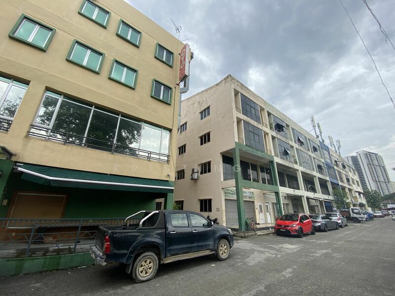 Untuk Dijual - Boutique Hotel Kayu Ara