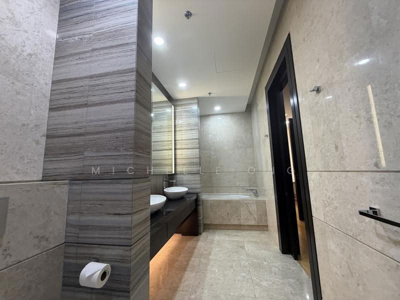 Kediaman Servis untuk Disewa di The Ritz-Carlton Residences - Michelle Ong - Bathroom - PropertyGuru.com.my