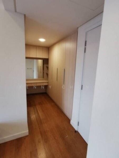 masterbedroom+ dressing table