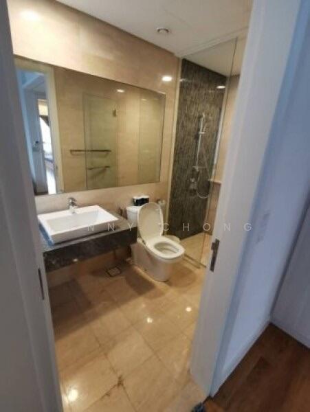 second room bathroom